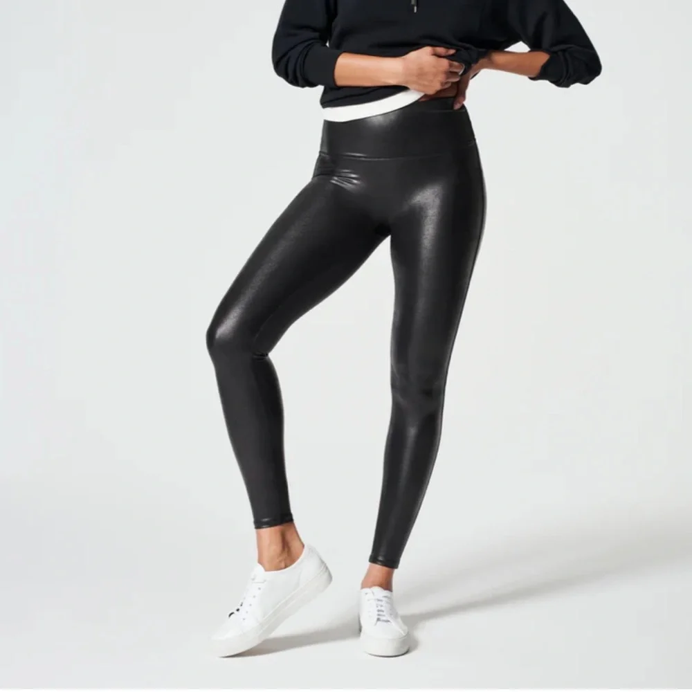 Spanx SPANXshape Faux Leather Leggings S Small Black Slim Shaping‎ Skinny 2437
